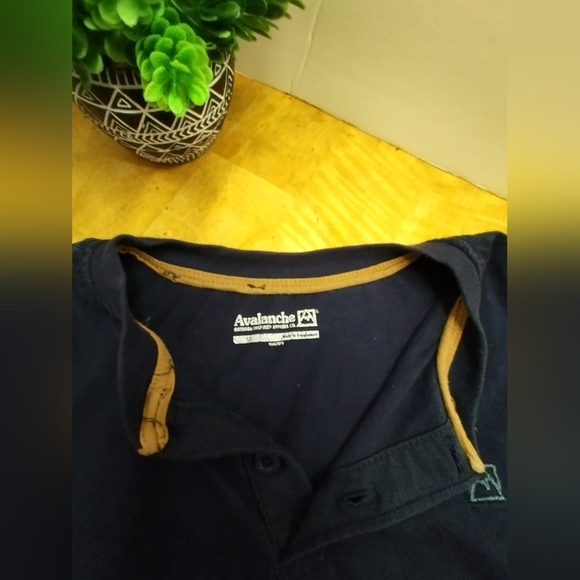 Boys Avalanche Shirt And Pant Set Size 12 - Picture 4 of 13